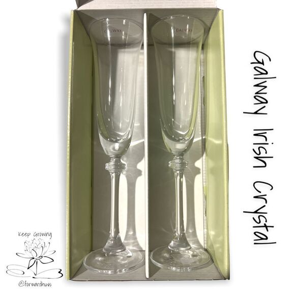 Galway Crystal Liberty Flutes | Elegance in Every Sip | In Open Box - Picture 4 of 9